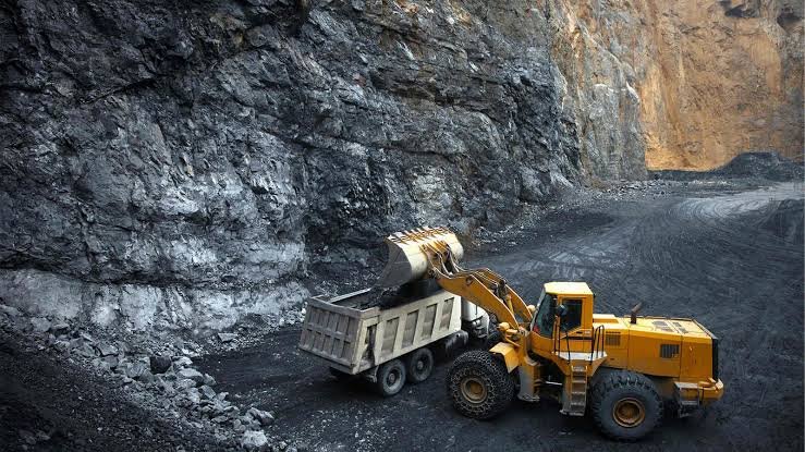 TotalEnergies Graphite foca em Moçambique após pausa em Madagáscar