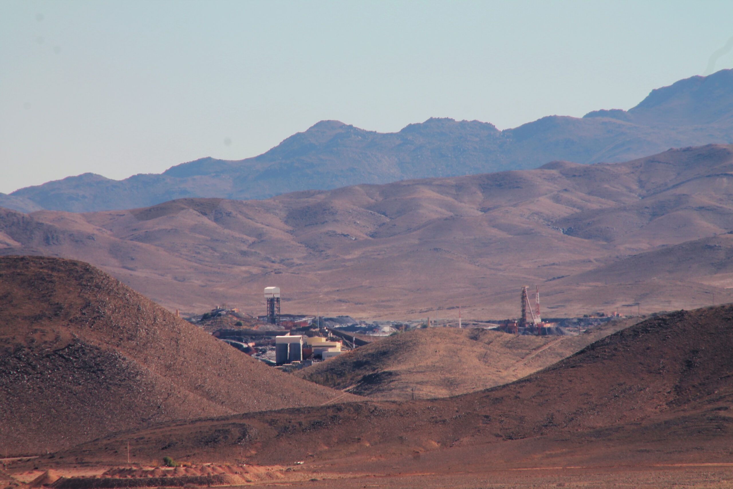 Beneficiação Mineral: Desafios e Oportunidades para África em um Cenário Global Desigual