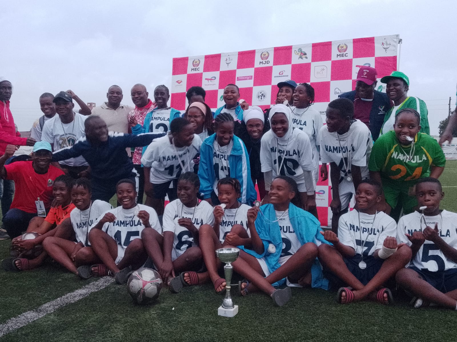 Nampula Brilha nos Jogos Desportivos Escolares 2026 em Inhambane