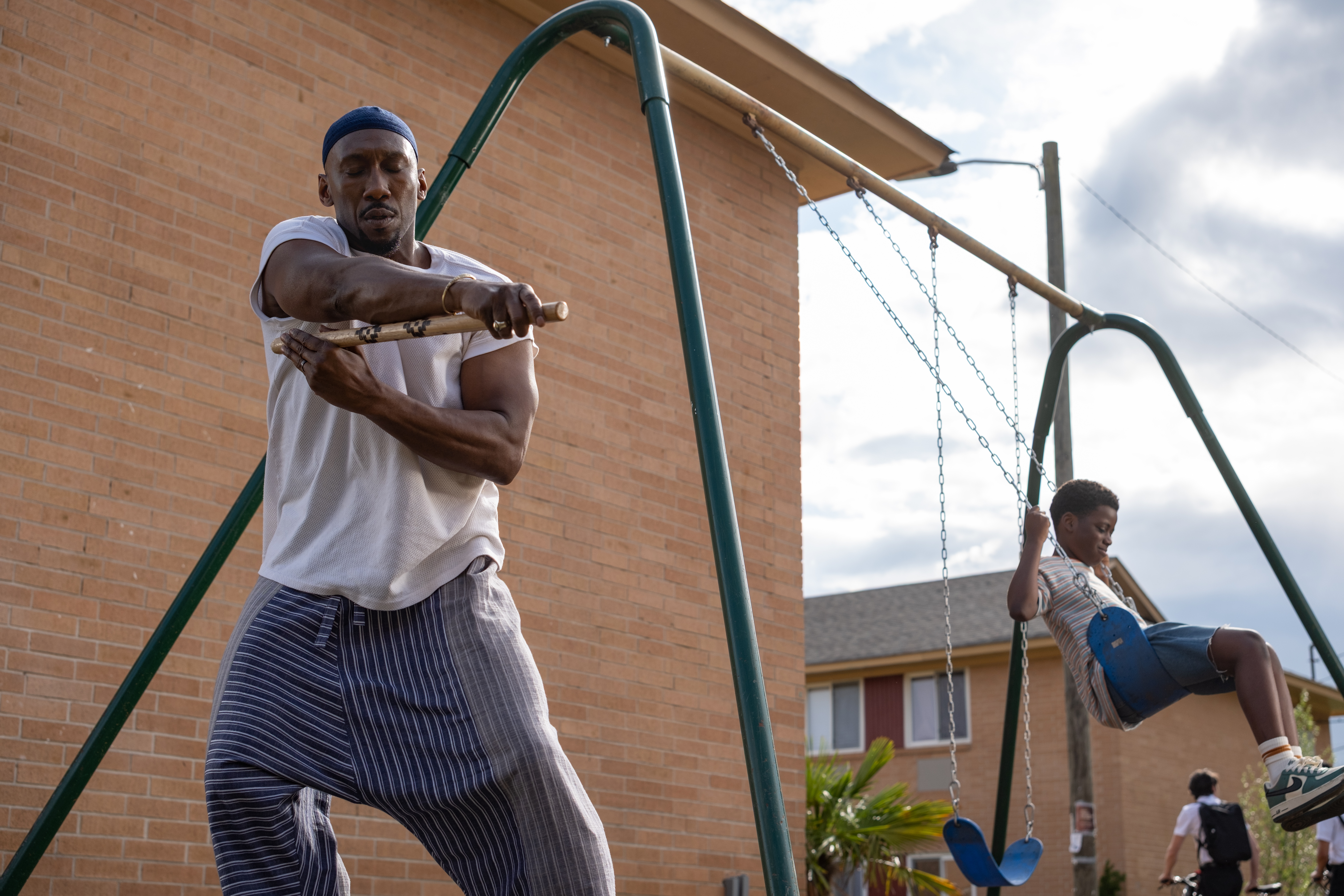 O Novo Thriller de Mahershala Ali: Uma Reflexão sobre Família e Fé