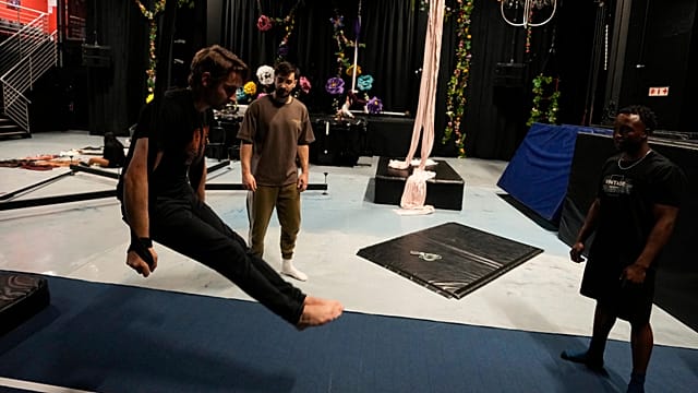 Circo Sul-Africano Oferece Oportunidades a Jovens Talentos