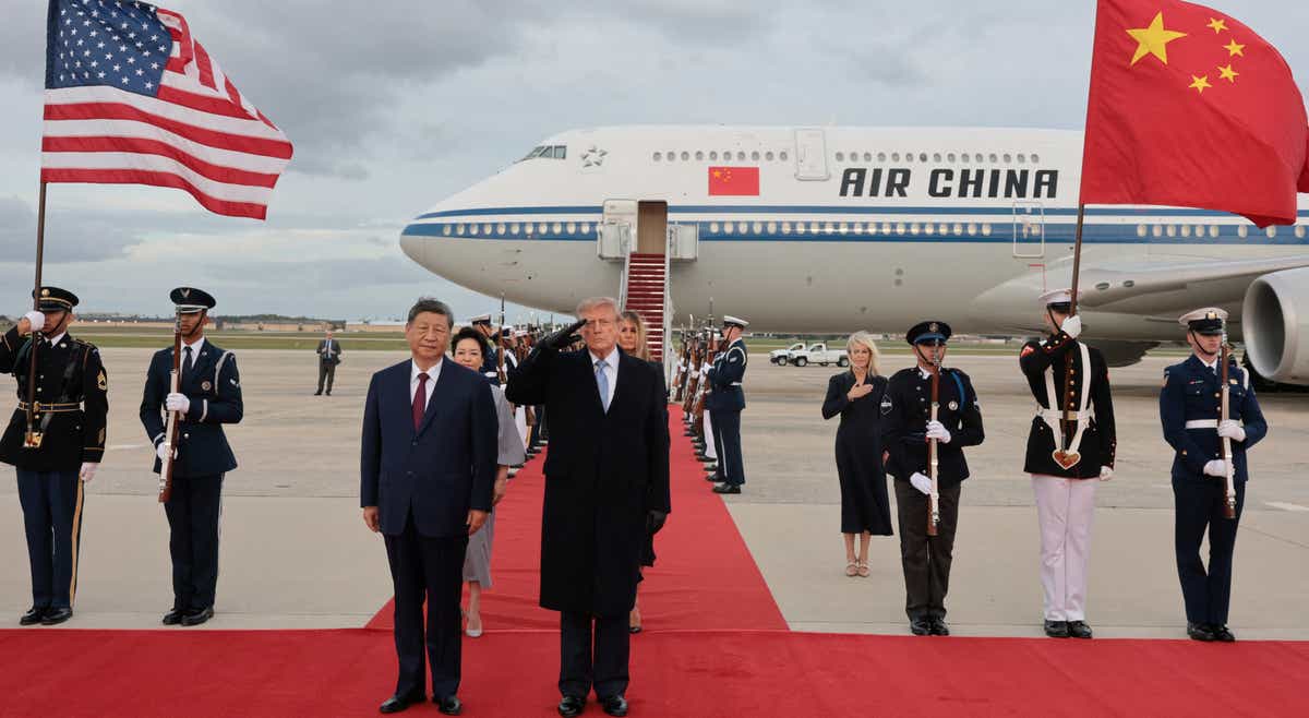 Xi Jinping e Donald Trump reúnem-se em Washington em histórico encontro