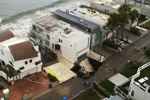 Evacuações em Malibu após formação de cratera em propriedade de Nicolas Cage